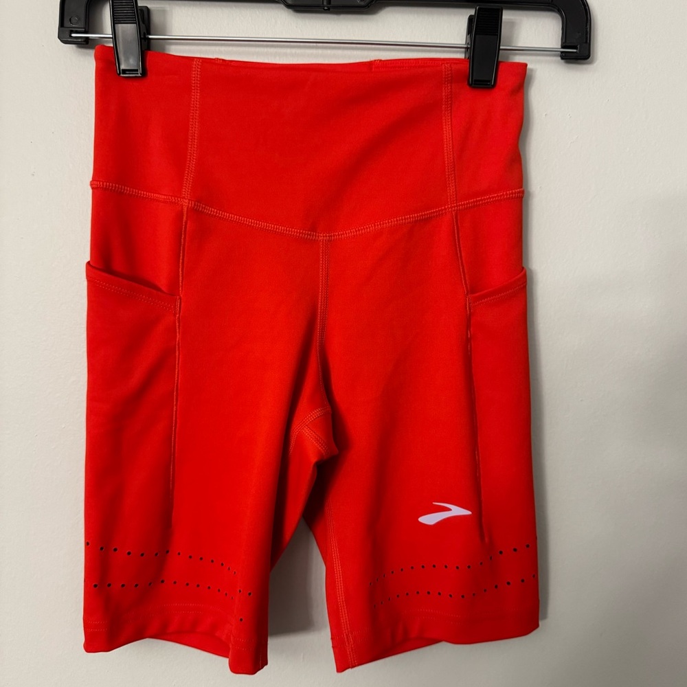 Brooks Women's Vibrant 8” Method Running Shorts - Picture 1 of 3